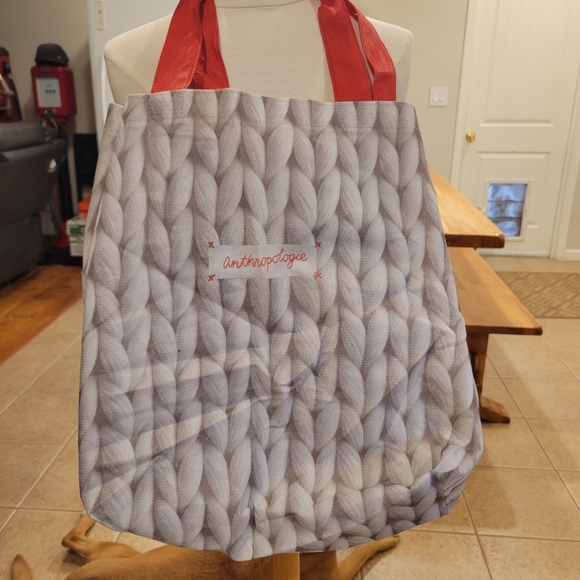 🛍EUC~ANTHROPOLOGIE KNIT PATTERN TOTE - Picture 1 of 10